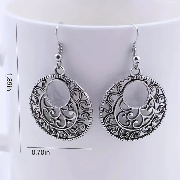 Boho Simple Carved Hollow Flower Design Silver Plated Dangle Earrings - Picture 10 of 10